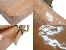 画像をギャラリービューアに読み込む, FENDI フェンディ ズッキーノ柄 マンマバケット ワンショルダーバッグ 総柄 エナメル レザー オレンジ ゴールド金具 美品 中古 4b002397