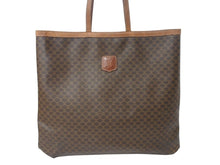 画像をギャラリービューアに読み込む, CELINE セリーヌ トートバッグ マカダム柄 ベージュ ブラウン PVC レザー ゴールド金具 良品 中古 4b002398