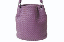 Load image into Gallery viewer, BOTTEGAVENETA ボッテガヴェネタ ハンドバッグ パープル 紫 B00974951B レザー ガンメタ金具 美品 中古 4b002410
