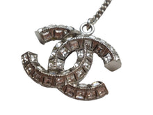 Load image into Gallery viewer, 新品未使用 CHANEL シャネル チェーンピアス 重量約11.0g B19V刻印 メタル ラインストーン シルバー クリア 両耳用 ぶら下がり 中古 4c071430