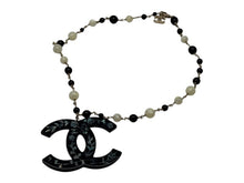 Load image into Gallery viewer, CHANEL シャネル ココマーク ネックレス 重量約57.4g 10A刻印 メタル レジン カラーストーン GP ゴールド ブラック ホワイト 美品 中古 4b002436