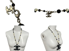 Load image into Gallery viewer, CHANEL シャネル ココマーク ネックレス 重量約57.4g 10A刻印 メタル レジン カラーストーン GP ゴールド ブラック ホワイト 美品 中古 4b002436