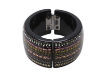 Load image into Gallery viewer, CHANEL シャネル バングル マグネット式 11P刻印 ココマーク ラインストーン ブラック マルチカラー 美品 中古 4b002440