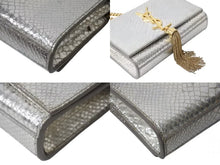 Load image into Gallery viewer, SAINT LAURENT サンローラン ケイト タッセル スモール ショルダーバッグ パイソン柄 シルバー ゴールド金具 美品 中古 4b002447