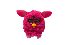 Load image into Gallery viewer, TAKARA TOMY タカラトミー ファービー キャンディピンク プラスチック おもちゃ 玩具 ぬいぐるみ 4904810477501 美品 中古 4b002499