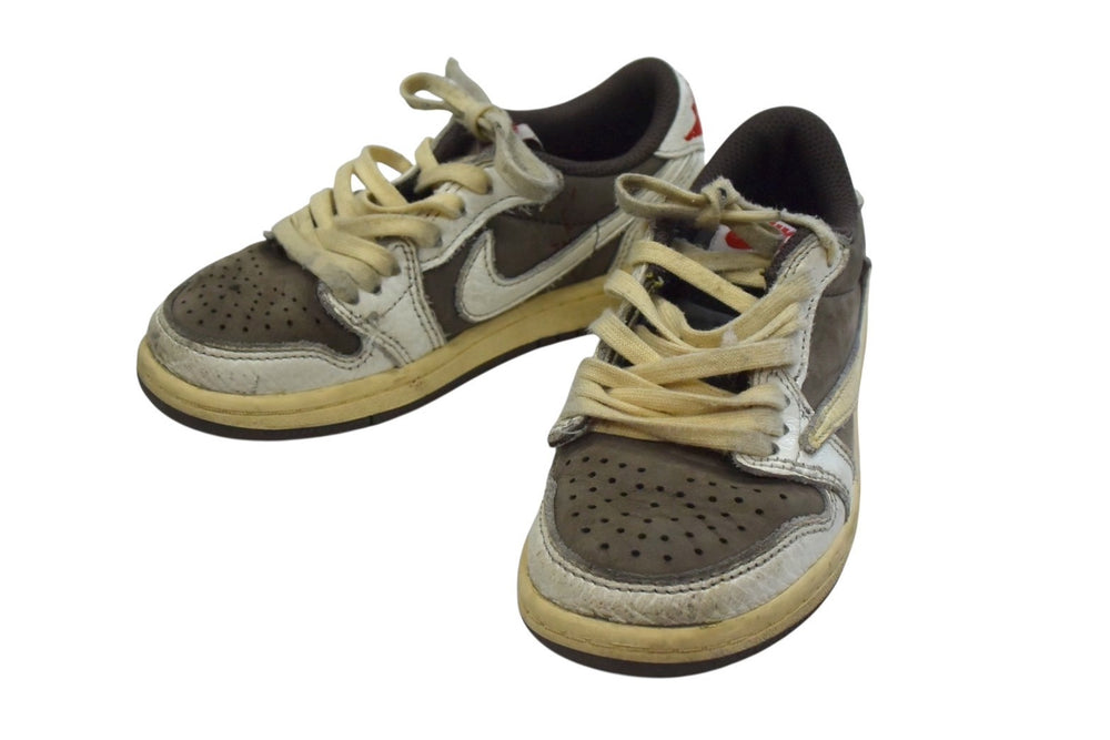 NIKE ナイキ エアジョーダン Air Jordan Travis Scott X Jordan 1 コラボ スニーカー ジュニア キッズ 良品 中古 4b002537