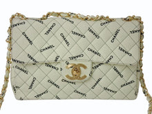 Load image into Gallery viewer, CHANEL シャネル デカマトラッセ30 Sフラップ Wチェーンショルダーバッグ ココマーク キャンバス レザー ゴールド金具 美品 中古 4b002544