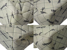 Load image into Gallery viewer, CHANEL シャネル デカマトラッセ30 Sフラップ Wチェーンショルダーバッグ ココマーク キャンバス レザー ゴールド金具 美品 中古 4b002544