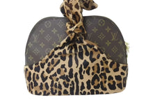 Load image into Gallery viewer, 極美品 LOUIS VUITTON ルイヴィトン アルマ ハンドバッグ M99032 モノグラム レオパード アズディン アライア 100周年限定 中古 4b002550