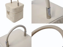 画像をギャラリービューアに読み込む, GUCCI グッチ バニティ バック ハンドバック GG柄 GGキャンバス アクセサリーポーチ ベージュ レザー 美品 中古 4b002559