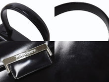 Load image into Gallery viewer, 極美品 YVES SAINT LAURENT イヴサンローラン ハンドバッグ トップハンドル カーフレザー ブラック ロゴ金具 シルバー金具 中古 4b002576