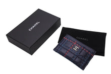 Load image into Gallery viewer, 極美品 CHANEL シャネル ワイルドステッチカードケース 26番台 ココマーク レザー ネイビー マルチカラー 中古 4b002579