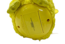 Load image into Gallery viewer, TAKARA TOMY タカラトミー ファービー ビタミンイエロー プラスチック おもちゃ 玩具 ぬいぐるみ 黄色 43288-32099 美品 中古 4b002583