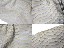 Load image into Gallery viewer, 極美品 CHANEL シャネル チェーンハンドバッグ 14番台 ココマーク ホワイト系 アンティークシルバー金具 中古 4b002586