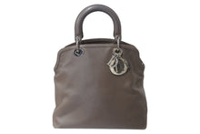 画像をギャラリービューアに読み込む, Christian Dior クリスチャンディオール ハンドバッグ ベージュ レザー 05-MA-0123 シルバー金具 美品 中古 4b002587