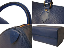 画像をギャラリービューアに読み込む, LOUIS VUITTON ルイヴィトン スピーディ30 エピ ハンドバッグ ボストンバッグ M43005 PVC レザー ブルー ゴールド金具 美品 中古 4b002625