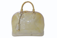 Load image into Gallery viewer, LOUIS VUITTON ルイヴィトン アルマPM ハンドバッグ SN0184 モノグラム ヴェルニ ブルーグレー系 ゴールド金具 良品 中古 4b002637