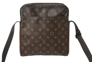LOUIS VUITTON Trotter Bobur Shoulder Bag M97037 Monogram Brown PVC Leather Gold Hardware Good Condition Used 4b002638