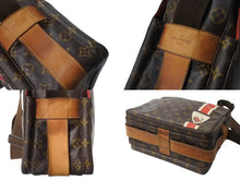 Load image into Gallery viewer, LOUIS VUITTON ルイヴィトン M41431 モノグラム チャイナラン ナヴィグリオ 2008年限定 ショルダーバッグ モノグラム 美品 中古 4b002639