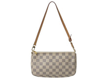 画像をギャラリービューアに読み込む, 極美品 LOUISVUITTON ルイヴィトン ポシェットアクセソワール 化粧 アクセサリーポーチ ダミエアズール ホワイト N41207 中古 4b002654