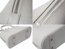 Load image into Gallery viewer, LOUIS VUITTON ルイヴィトン アルマBB 2WAYバッグ ハンドバッグ ショルダーバッグ M4085J エピレザー アイボリー 美品 中古 4b002655