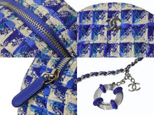 画像をギャラリービューアに読み込む, CHANEL シャネル ラウンド チェーンショルダーバッグ 27番台 シャネル19 ココマーク ツイード ブルー 美品 中古 4b002660