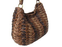 Load image into Gallery viewer, MIUMIU ミュウミュウ ハンドバッグ 編み込み レザー ブラウン イタリア製 ゴールド金具 ロゴ金具 美品 中古 4b002686