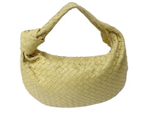 Load image into Gallery viewer, BOTTEGA VENETA ボッテガヴェネタ ザ ジョディ ラージ ソフトクラッチ型 ワンショルダーバッグ B08969138W イエロー 美品 中古 4b002689