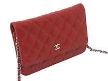 画像をギャラリービューアに読み込む, CHANEL シャネル チェーンウォレット ショルダーバッグ 長財布 19番台 ラムスキン ココマーク キルティング レッド 美品 中古 4b002700