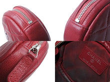 Load image into Gallery viewer, CHANEL シャネル マトラッセ コインケース ココマーク 26番台 スペイン製 キャビアスキン レッド シルバー金具 美品 中古 4b002701