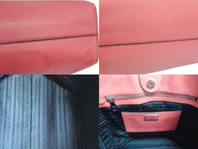 画像をギャラリービューアに読み込む, PRADA プラダ 2WAYバッグ ハンドバッグ ショルダーバッグ トライアングルロゴ 三角ロゴ ピンク シルバー金具 美品 中古 4b002711