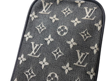 画像をギャラリービューアに読み込む, 極美品 LOUIS VUITTON ルイヴィトン モノグラム ミニ ウス ディジタル デジカメケース ポーチ M92066 グレー ネイビー 中古 4b002720