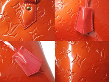 Load image into Gallery viewer, LOUIS VUITTON ルイヴィトン アルマGM ハンドバック ヴェルニ パテント M90096 レッド モノグラム 美品 中古 4b002727