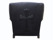 画像をギャラリービューアに読み込む, CHROMEHEARTS クロムハーツ ソファ 椅子 セメタリー クロスパッチ 希少 エボニーウッド レザー ブラック 美品 中古 4b002730