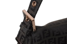 画像をギャラリービューアに読み込む, 極美品 FENDI フェンディ ズッキーノ マンマバケット キャンバス ワンショルダーバッグ ブラウン ピンクゴールド金具 8BR001 中古 4b002783