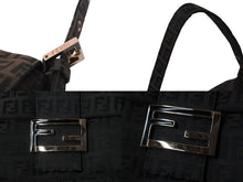 画像をギャラリービューアに読み込む, 極美品 FENDI フェンディ ズッキーノ マンマバケット キャンバス ワンショルダーバッグ ブラウン ピンクゴールド金具 8BR001 中古 4b002783