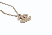 Load image into Gallery viewer, 極美品 CHANEL シャネル ココマーク ネックレス 重量約6.8g 07V刻印 全長約42.5cm メタル GP ゴールド 中古 4b002792