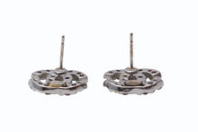 Load image into Gallery viewer, CHANEL シャネル ココマーク ピアス 重量約3.1g 05C刻印 ラインストーン メタル シルバー クリア 両耳用 美品 中古 4b002794