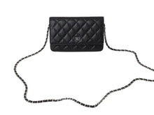 Load image into Gallery viewer, 極美品 CHANEL シャネル チェーンウォレット ショルダーバッグ ランダム番台 ココマーク キャビアスキン キルティング ブラック 中古 4b002801