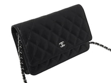 Load image into Gallery viewer, 極美品 CHANEL シャネル チェーンウォレット ショルダーバッグ ランダム番台 ココマーク キャビアスキン キルティング ブラック 中古 4b002801