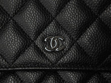 Load image into Gallery viewer, 極美品 CHANEL シャネル チェーンウォレット ショルダーバッグ ランダム番台 ココマーク キャビアスキン キルティング ブラック 中古 4b002801