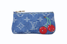 画像をギャラリービューアに読み込む, 新品未使用 LOUIS VUITTON ルイヴィトン モノグラム デニム カードキーケース ポシェットクレ チェリー 新作 M14938 村上隆 ブルー 中古 4b002807