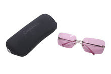 Load image into Gallery viewer, 極美品 CHANEL シャネル リムレス サングラス アイウェア 4017 c.124/76 サイズ62□17 120 ココマーク ピンク 中古 4b002813