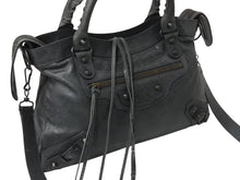 画像をギャラリービューアに読み込む, BALENCIAGA バレンシアガ ザ タウン エディターズバッグ 2WAY ショルダー ハンドバッグ グレー レザー 240579 美品 中古 4b002834