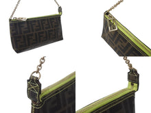 画像をギャラリービューアに読み込む, FENDI フェンディ アクセサリーポーチ ワンショルダーバッグ 8BR592 ズッカ柄 ブラウン ゴールド金具 美品 中古 4b002836