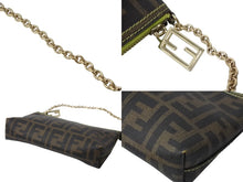画像をギャラリービューアに読み込む, FENDI フェンディ アクセサリーポーチ ワンショルダーバッグ 8BR592 ズッカ柄 ブラウン ゴールド金具 美品 中古 4b002836