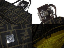 画像をギャラリービューアに読み込む, 極美品 FENDI フェンディ マンマバケット ワンショルダーバッグ 26424 ズッカ柄 フラワーモチーフ 刺繍 シルバー金具 中古 4b002837