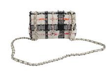 Load image into Gallery viewer, 極美品 CHANEL シャネル ミニマトラッセ 20 チェーンショルダーバッグ 30番台 ココマーク ツイード レザー マルチカラー 中古 4b002848