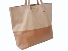 Load image into Gallery viewer, MIUMIU ミュウミュウ トートバッグ ハンドバッグ バイカラー レザー ブラウン ライトブラウン ゴールド金具 美品 中古 4b002851