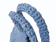 Load image into Gallery viewer, 極美品 MIUMIU ミュウミュウ ラフィア クロシェファブリック 2WAY ハンドバッグ ブルー レーヨン レザー ショルダー 5BA283 ゴールド金具 中古 4b002865